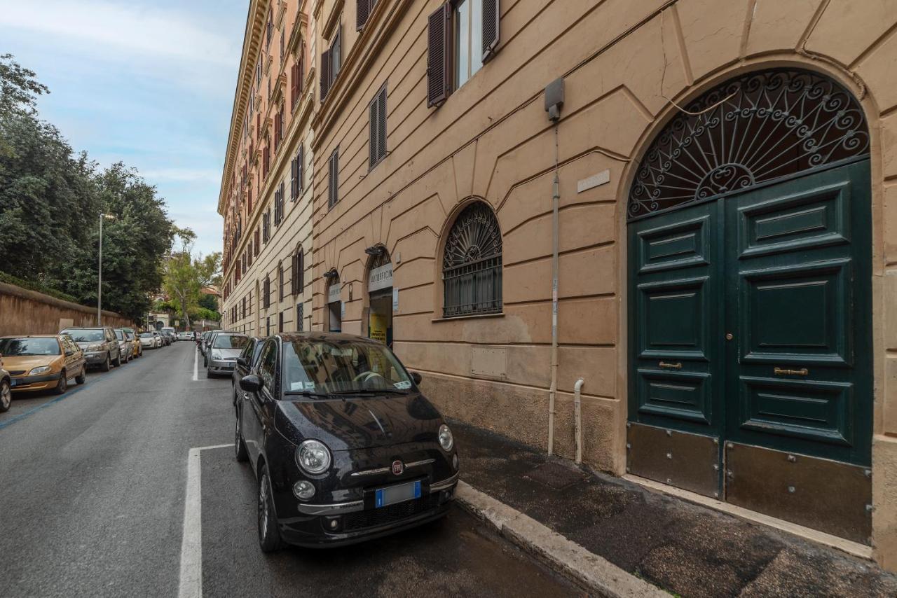 Villa Borghese & Villa Albani Apartment Рим Екстериор снимка